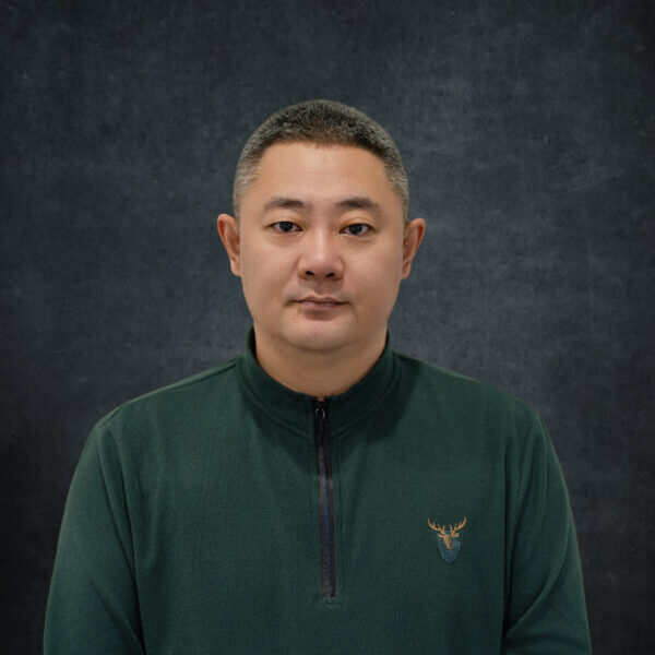 刘老师 法语教师